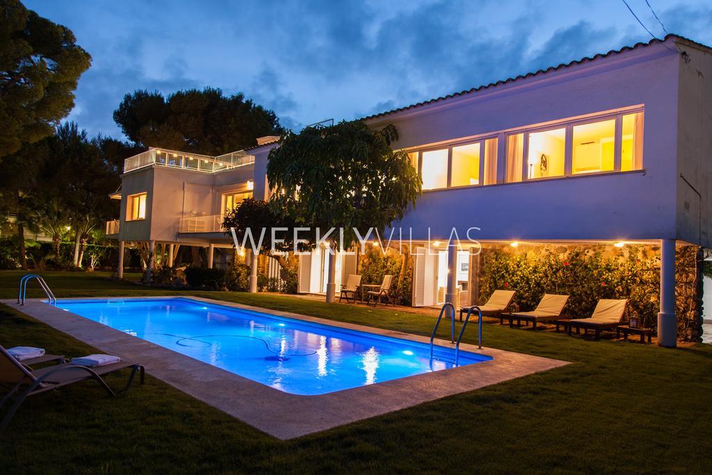 Villa Sitges Tupinetti Beach At 1 Min Walk Amaizing Garden And View Center Sitges 5 Minutes Walk Exterior foto