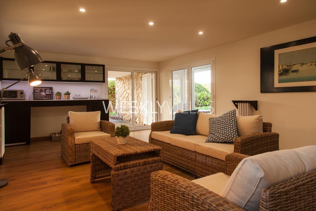 Villa Sitges Tupinetti Beach At 1 Min Walk Amaizing Garden And View Center Sitges 5 Minutes Walk Exterior foto